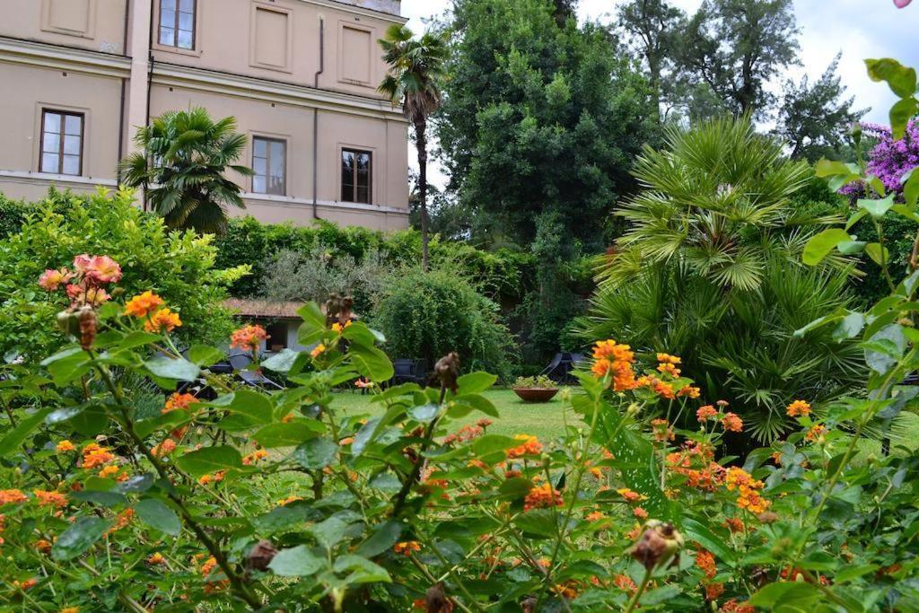 Villa Riari Garden Roma Ngoại thất bức ảnh The botanical garden