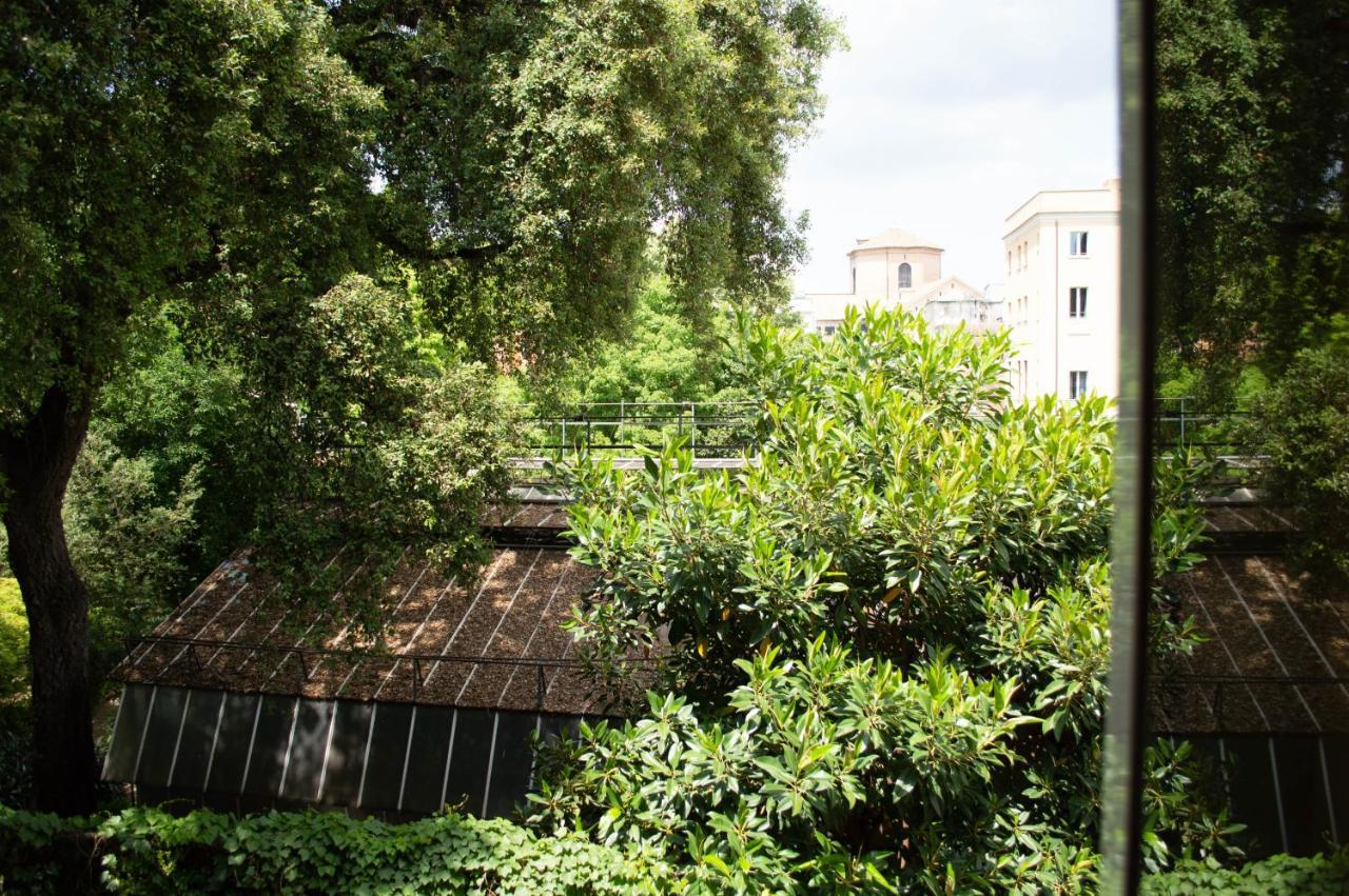 Villa Riari Garden Roma Ngoại thất bức ảnh The roof of the observatory